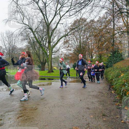 07.12.2025 - St. Pauli X-Mass-Run No. 15 Michael Burmester http://msf.ph/oto/9426334 07.12.2025 10:04:16 Laufen 482 meine-sportfotos.de