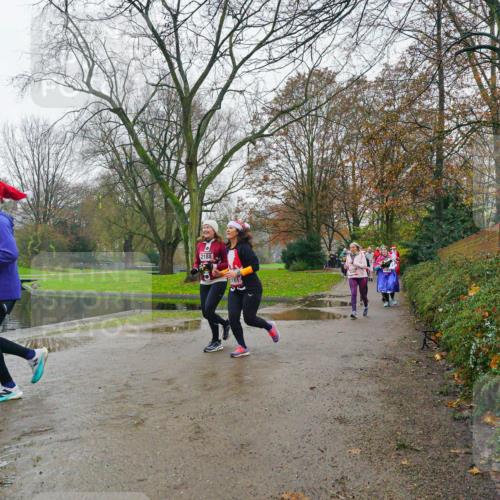 07.12.2025 - St. Pauli X-Mass-Run No. 15 Michael Burmester http://msf.ph/oto/9426340 07.12.2025 10:04:22 Laufen 2188, 101 meine-sportfotos.de