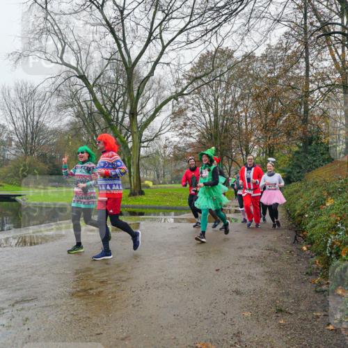 07.12.2025 - St. Pauli X-Mass-Run No. 15 Michael Burmester http://msf.ph/oto/9426377 07.12.2025 10:05:18 Laufen 4410, 6000, 0000, 00 meine-sportfotos.de