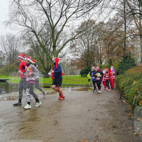 07.12.2025 - St. Pauli X-Mass-Run No. 15 Michael Burmester http://msf.ph/oto/9426395 07.12.2025 10:05:34 Laufen 12, 2857286, 458 meine-sportfotos.de