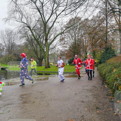 07.12.2025 - St. Pauli X-Mass-Run No. 15 Michael Burmester http://msf.ph/oto/9426401 07.12.2025 10:05:40 Laufen 152 meine-sportfotos.de
