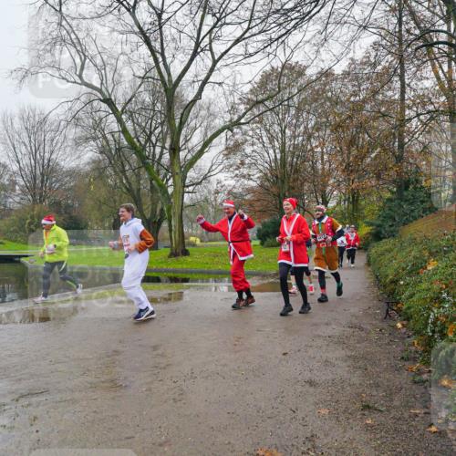 07.12.2025 - St. Pauli X-Mass-Run No. 15 Michael Burmester http://msf.ph/oto/9426402 07.12.2025 10:05:41 Laufen  meine-sportfotos.de