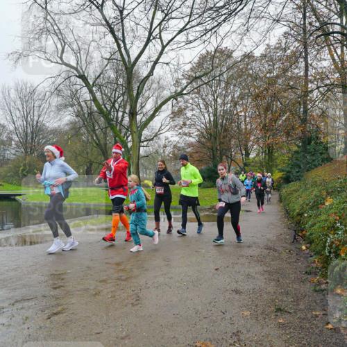 07.12.2025 - St. Pauli X-Mass-Run No. 15 Michael Burmester http://msf.ph/oto/9426412 07.12.2025 10:05:55 Laufen 3897 meine-sportfotos.de
