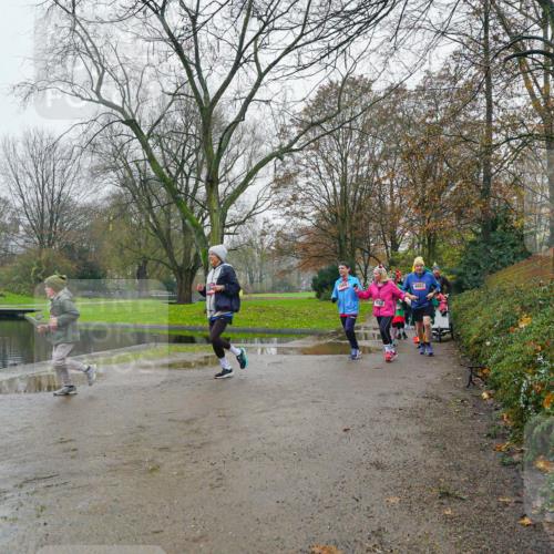 07.12.2025 - St. Pauli X-Mass-Run No. 15 Michael Burmester http://msf.ph/oto/9426415 07.12.2025 10:06:01 Laufen 944, 4065 meine-sportfotos.de