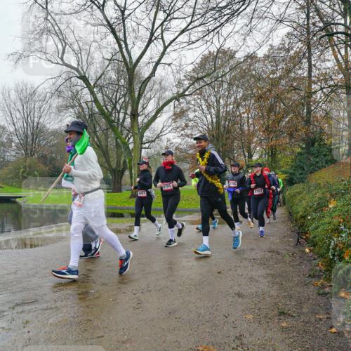 07.12.2025 - St. Pauli X-Mass-Run No. 15 Michael Burmester http://msf.ph/oto/9426423 07.12.2025 10:06:09 Laufen 4701, 4697, 4707 meine-sportfotos.de