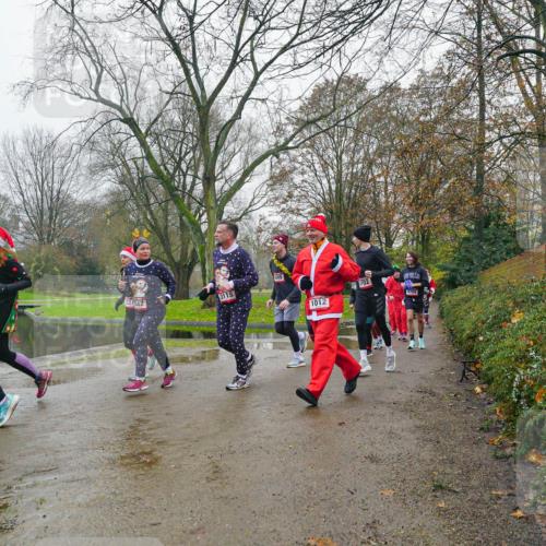 07.12.2025 - St. Pauli X-Mass-Run No. 15 Michael Burmester http://msf.ph/oto/9426434 07.12.2025 10:06:18 Laufen 3115, 1012, 702, 4709 meine-sportfotos.de