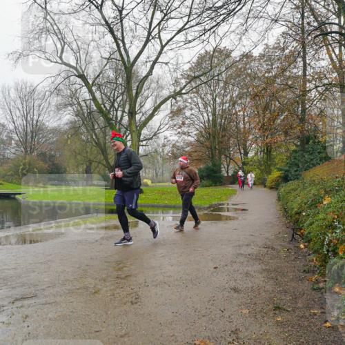 07.12.2025 - St. Pauli X-Mass-Run No. 15 Michael Burmester http://msf.ph/oto/9426452 07.12.2025 10:06:39 Laufen 4758 meine-sportfotos.de