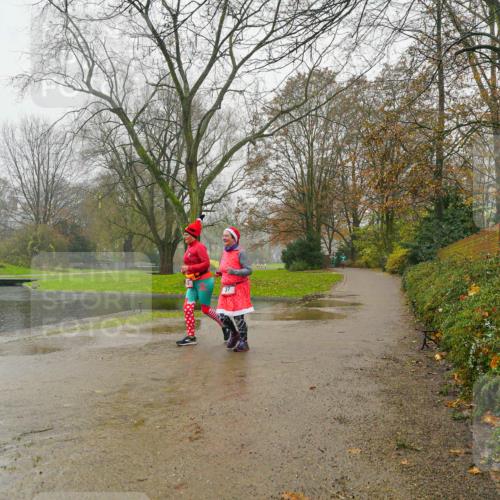 07.12.2025 - St. Pauli X-Mass-Run No. 15 Michael Burmester http://msf.ph/oto/9426471 07.12.2025 10:08:14 Laufen  meine-sportfotos.de