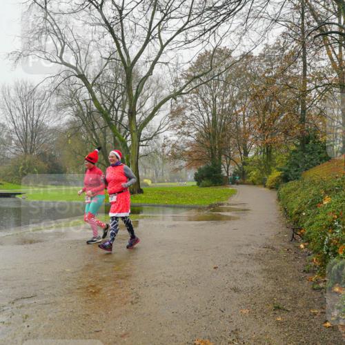 07.12.2025 - St. Pauli X-Mass-Run No. 15 Michael Burmester http://msf.ph/oto/9426472 07.12.2025 10:08:14 Laufen 37 meine-sportfotos.de