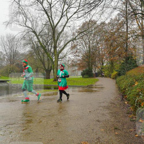 07.12.2025 - St. Pauli X-Mass-Run No. 15 Michael Burmester http://msf.ph/oto/9426473 07.12.2025 10:08:39 Laufen 3797 meine-sportfotos.de