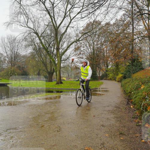 07.12.2025 - St. Pauli X-Mass-Run No. 15 Michael Burmester http://msf.ph/oto/9426498 07.12.2025 10:13:29 Laufen  meine-sportfotos.de