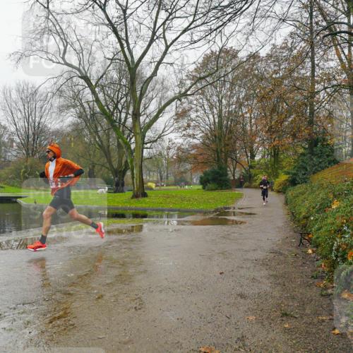 07.12.2025 - St. Pauli X-Mass-Run No. 15 Michael Burmester http://msf.ph/oto/9426507 07.12.2025 10:17:15 Laufen  meine-sportfotos.de