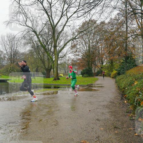 07.12.2025 - St. Pauli X-Mass-Run No. 15 Michael Burmester http://msf.ph/oto/9426508 07.12.2025 10:17:19 Laufen  meine-sportfotos.de