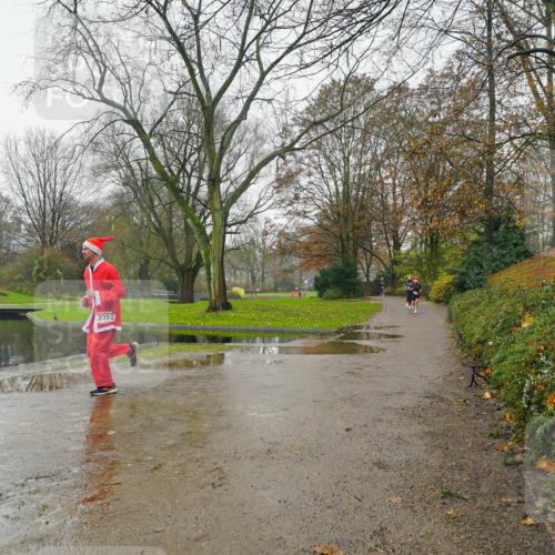 07.12.2025 - St. Pauli X-Mass-Run No. 15 Michael Burmester http://msf.ph/oto/9426522 07.12.2025 10:18:27 Laufen 2353 meine-sportfotos.de
