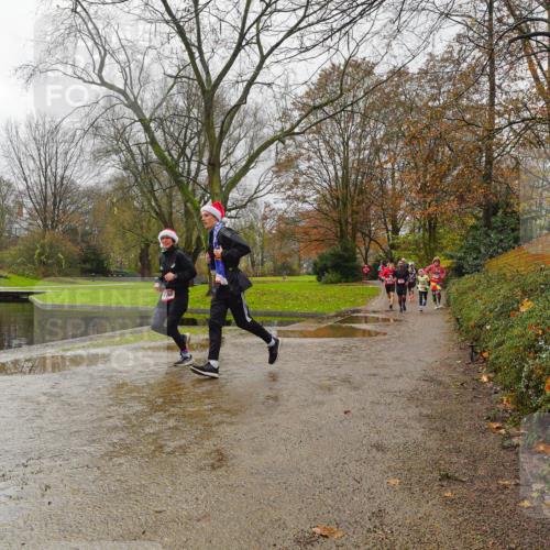 07.12.2025 - St. Pauli X-Mass-Run No. 15 Michael Burmester http://msf.ph/oto/9426571 07.12.2025 10:39:44 Laufen 1160 meine-sportfotos.de