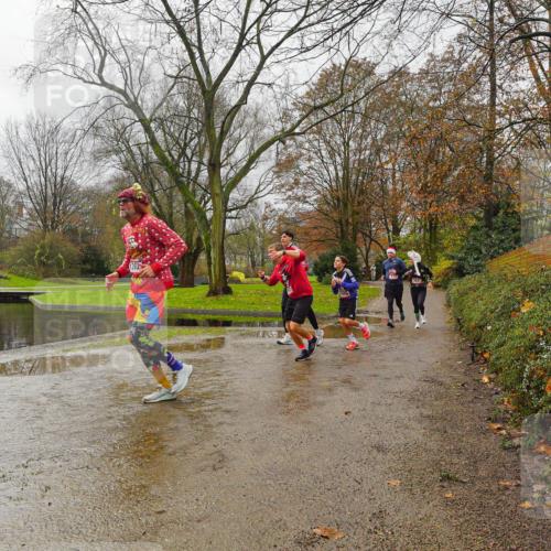 07.12.2025 - St. Pauli X-Mass-Run No. 15 Michael Burmester http://msf.ph/oto/9426573 07.12.2025 10:39:48 Laufen 1393 meine-sportfotos.de