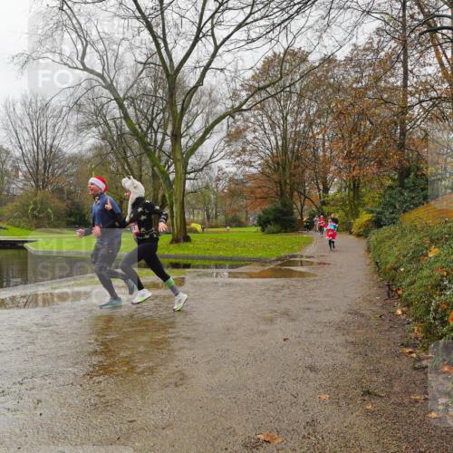 07.12.2025 - St. Pauli X-Mass-Run No. 15 Michael Burmester http://msf.ph/oto/9426575 07.12.2025 10:39:51 Laufen  meine-sportfotos.de