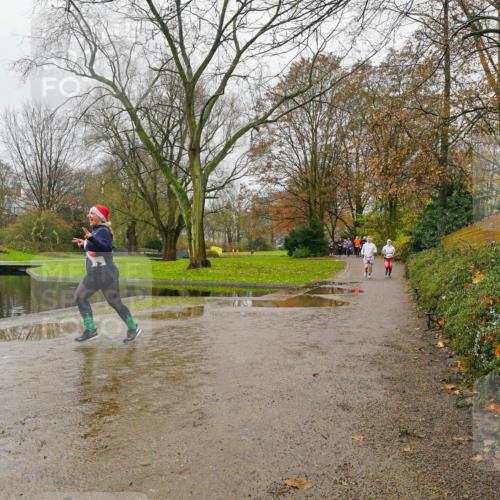 07.12.2025 - St. Pauli X-Mass-Run No. 15 Michael Burmester http://msf.ph/oto/9426587 07.12.2025 10:40:42 Laufen  meine-sportfotos.de