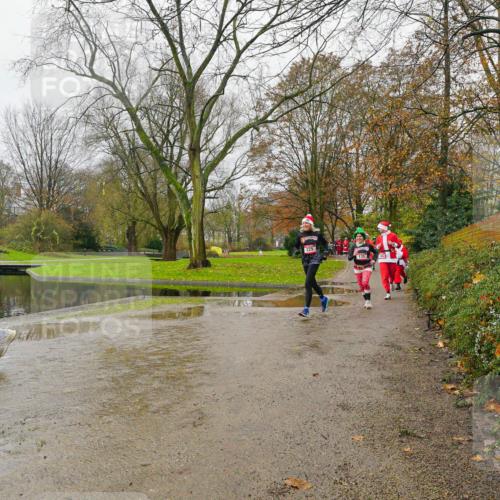 07.12.2025 - St. Pauli X-Mass-Run No. 15 Michael Burmester http://msf.ph/oto/9426597 07.12.2025 10:41:02 Laufen  meine-sportfotos.de