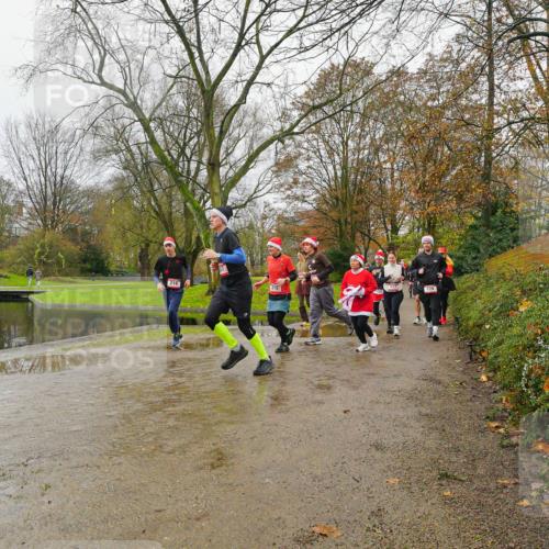 07.12.2025 - St. Pauli X-Mass-Run No. 15 Michael Burmester http://msf.ph/oto/9426630 07.12.2025 10:42:01 Laufen  meine-sportfotos.de