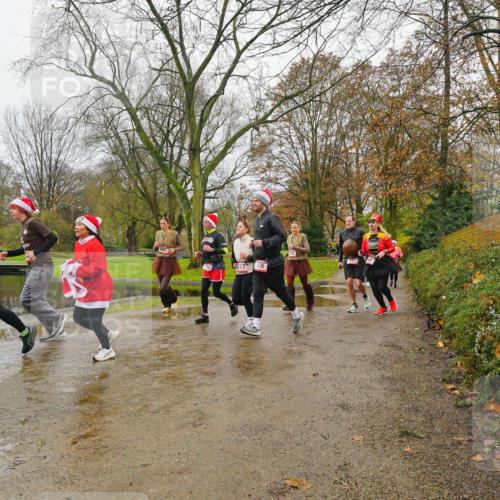 07.12.2025 - St. Pauli X-Mass-Run No. 15 Michael Burmester http://msf.ph/oto/9426632 07.12.2025 10:42:03 Laufen  meine-sportfotos.de