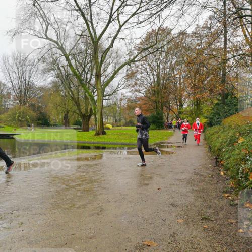 07.12.2025 - St. Pauli X-Mass-Run No. 15 Michael Burmester http://msf.ph/oto/9426637 07.12.2025 10:42:09 Laufen  meine-sportfotos.de