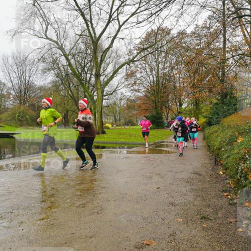 07.12.2025 - St. Pauli X-Mass-Run No. 15 Michael Burmester http://msf.ph/oto/9426641 07.12.2025 10:42:22 Laufen 1648 meine-sportfotos.de