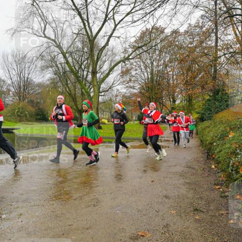 07.12.2025 - St. Pauli X-Mass-Run No. 15 Michael Burmester http://msf.ph/oto/9426647 07.12.2025 10:42:29 Laufen 1856, 1596 meine-sportfotos.de