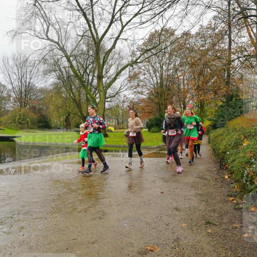 07.12.2025 - St. Pauli X-Mass-Run No. 15 Michael Burmester http://msf.ph/oto/9426651 07.12.2025 10:42:35 Laufen 734, 1200, 285 meine-sportfotos.de