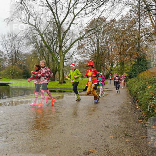 07.12.2025 - St. Pauli X-Mass-Run No. 15 Michael Burmester http://msf.ph/oto/9426675 07.12.2025 10:43:05 Laufen  meine-sportfotos.de