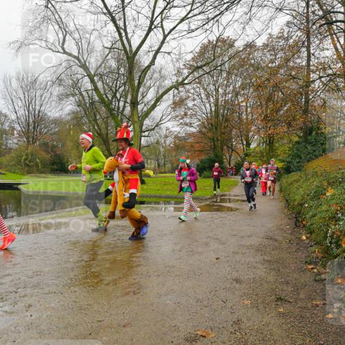 07.12.2025 - St. Pauli X-Mass-Run No. 15 Michael Burmester http://msf.ph/oto/9426676 07.12.2025 10:43:06 Laufen  meine-sportfotos.de