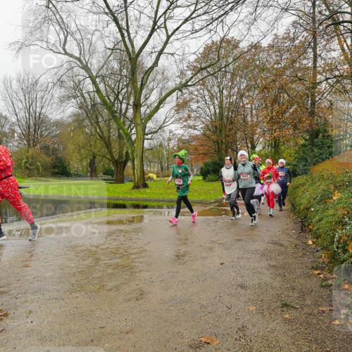 07.12.2025 - St. Pauli X-Mass-Run No. 15 Michael Burmester http://msf.ph/oto/9426735 07.12.2025 10:44:35 Laufen 1841 meine-sportfotos.de