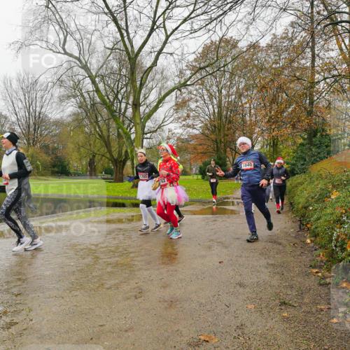 07.12.2025 - St. Pauli X-Mass-Run No. 15 Michael Burmester http://msf.ph/oto/9426738 07.12.2025 10:44:37 Laufen 1707, 742, 1840, 1587 meine-sportfotos.de