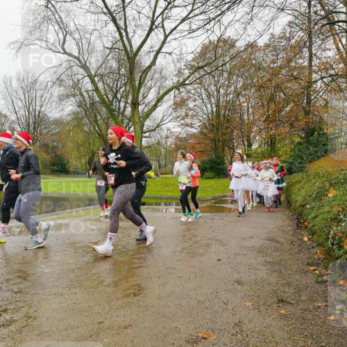 07.12.2025 - St. Pauli X-Mass-Run No. 15 Michael Burmester http://msf.ph/oto/9426743 07.12.2025 10:44:41 Laufen 1619 meine-sportfotos.de