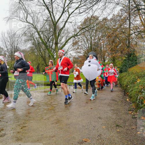 07.12.2025 - St. Pauli X-Mass-Run No. 15 Michael Burmester http://msf.ph/oto/9426759 07.12.2025 10:44:53 Laufen 1464, 463, 4471, 13, 1378 meine-sportfotos.de