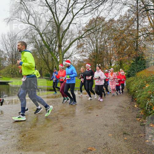 07.12.2025 - St. Pauli X-Mass-Run No. 15 Michael Burmester http://msf.ph/oto/9426770 07.12.2025 10:45:02 Laufen 60, 122, 1230, 446, 377 meine-sportfotos.de