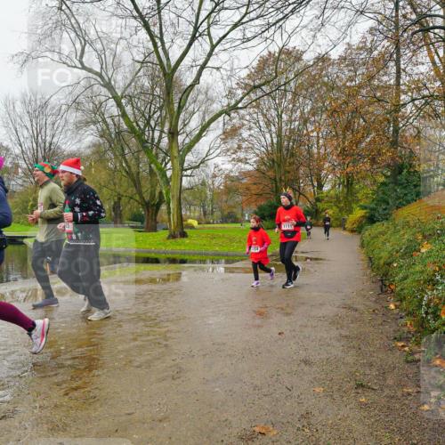 07.12.2025 - St. Pauli X-Mass-Run No. 15 Michael Burmester http://msf.ph/oto/9426789 07.12.2025 10:45:28 Laufen 1111 meine-sportfotos.de