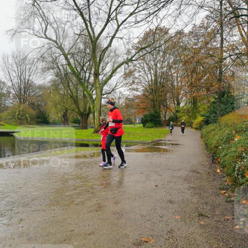 07.12.2025 - St. Pauli X-Mass-Run No. 15 Michael Burmester http://msf.ph/oto/9426790 07.12.2025 10:45:29 Laufen 111 meine-sportfotos.de