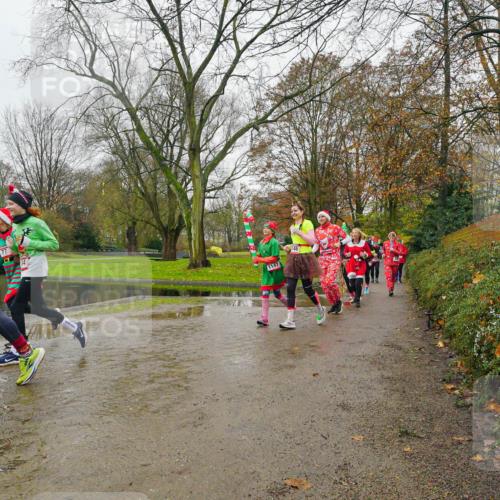 07.12.2025 - St. Pauli X-Mass-Run No. 15 Michael Burmester http://msf.ph/oto/9426795 07.12.2025 10:45:56 Laufen 1147 meine-sportfotos.de