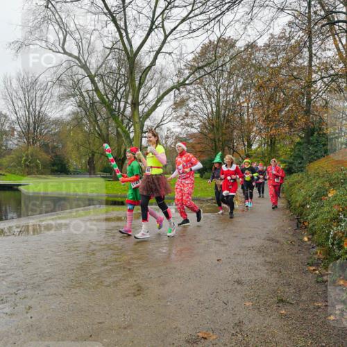 07.12.2025 - St. Pauli X-Mass-Run No. 15 Michael Burmester http://msf.ph/oto/9426796 07.12.2025 10:45:57 Laufen 1147 meine-sportfotos.de