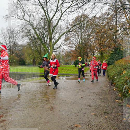 07.12.2025 - St. Pauli X-Mass-Run No. 15 Michael Burmester http://msf.ph/oto/9426798 07.12.2025 10:45:58 Laufen  meine-sportfotos.de