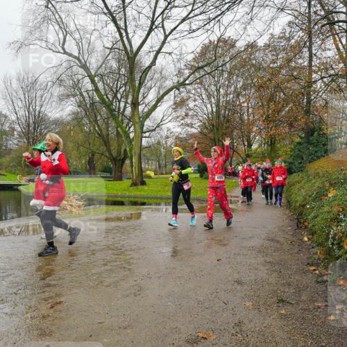 07.12.2025 - St. Pauli X-Mass-Run No. 15 Michael Burmester http://msf.ph/oto/9426799 07.12.2025 10:45:59 Laufen 695 meine-sportfotos.de