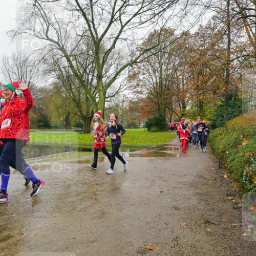 07.12.2025 - St. Pauli X-Mass-Run No. 15 Michael Burmester http://msf.ph/oto/9426803 07.12.2025 10:46:04 Laufen 2, 948 meine-sportfotos.de