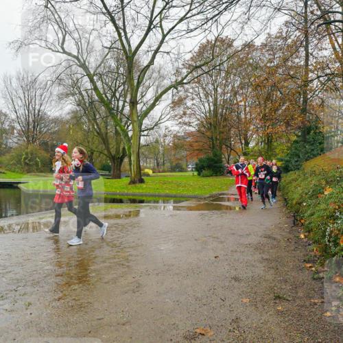 07.12.2025 - St. Pauli X-Mass-Run No. 15 Michael Burmester http://msf.ph/oto/9426804 07.12.2025 10:46:05 Laufen  meine-sportfotos.de