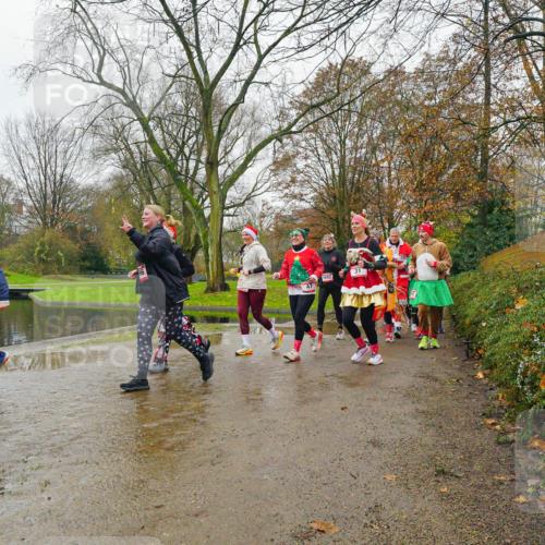 07.12.2025 - St. Pauli X-Mass-Run No. 15 Michael Burmester http://msf.ph/oto/9426809 07.12.2025 10:46:11 Laufen 12 meine-sportfotos.de