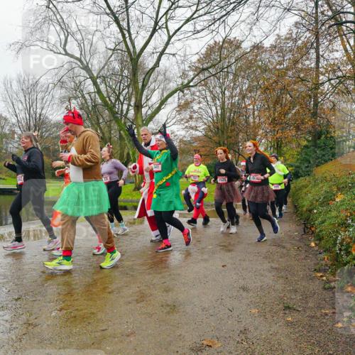 07.12.2025 - St. Pauli X-Mass-Run No. 15 Michael Burmester http://msf.ph/oto/9426811 07.12.2025 10:46:13 Laufen 341, 92, 53, 1574, 1525 meine-sportfotos.de