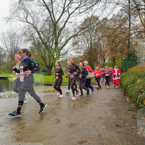 07.12.2025 - St. Pauli X-Mass-Run No. 15 Michael Burmester http://msf.ph/oto/9426822 07.12.2025 10:46:24 Laufen  meine-sportfotos.de