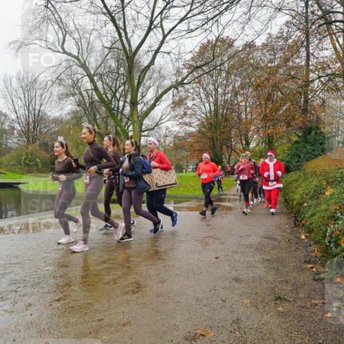 07.12.2025 - St. Pauli X-Mass-Run No. 15 Michael Burmester http://msf.ph/oto/9426823 07.12.2025 10:46:25 Laufen  meine-sportfotos.de