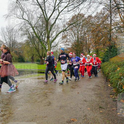 07.12.2025 - St. Pauli X-Mass-Run No. 15 Michael Burmester http://msf.ph/oto/9426828 07.12.2025 10:46:30 Laufen 671, 839, 79 meine-sportfotos.de