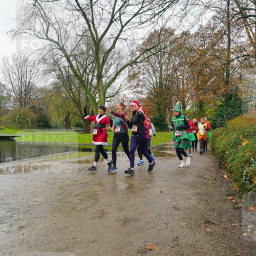 07.12.2025 - St. Pauli X-Mass-Run No. 15 Michael Burmester http://msf.ph/oto/9426852 07.12.2025 10:46:59 Laufen 77, 689 meine-sportfotos.de
